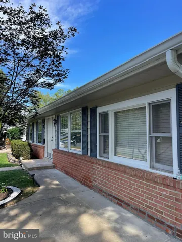 $515,000 | 1006 South Greenthorn Avenue, Sterling, VA 20164