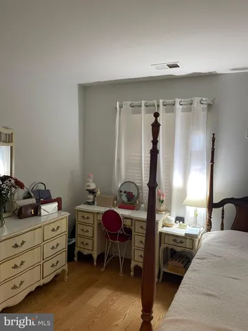 $515,000 | 1006 South Greenthorn Avenue, Sterling, VA 20164