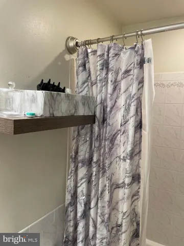 $515,000 | 1006 South Greenthorn Avenue, Sterling, VA 20164