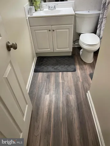 $515,000 | 1006 South Greenthorn Avenue, Sterling, VA 20164