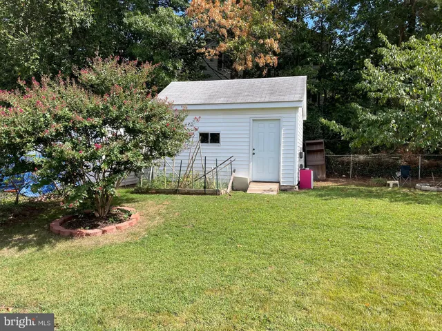 $515,000 | 1006 South Greenthorn Avenue, Sterling, VA 20164