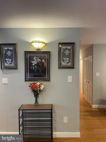 $515,000 | 1006 South Greenthorn Avenue, Sterling, VA 20164