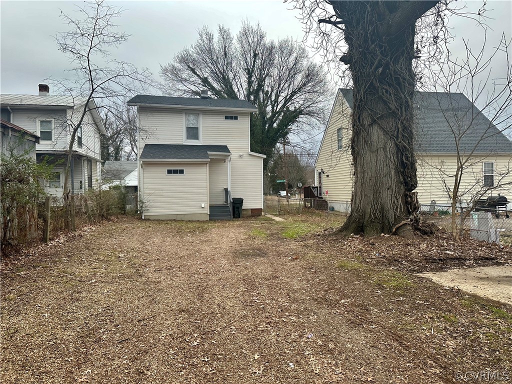 1417 Williamsburg Road Richmond, VA 23231 - Photo 29 of 35 a view of a house with a back yard
