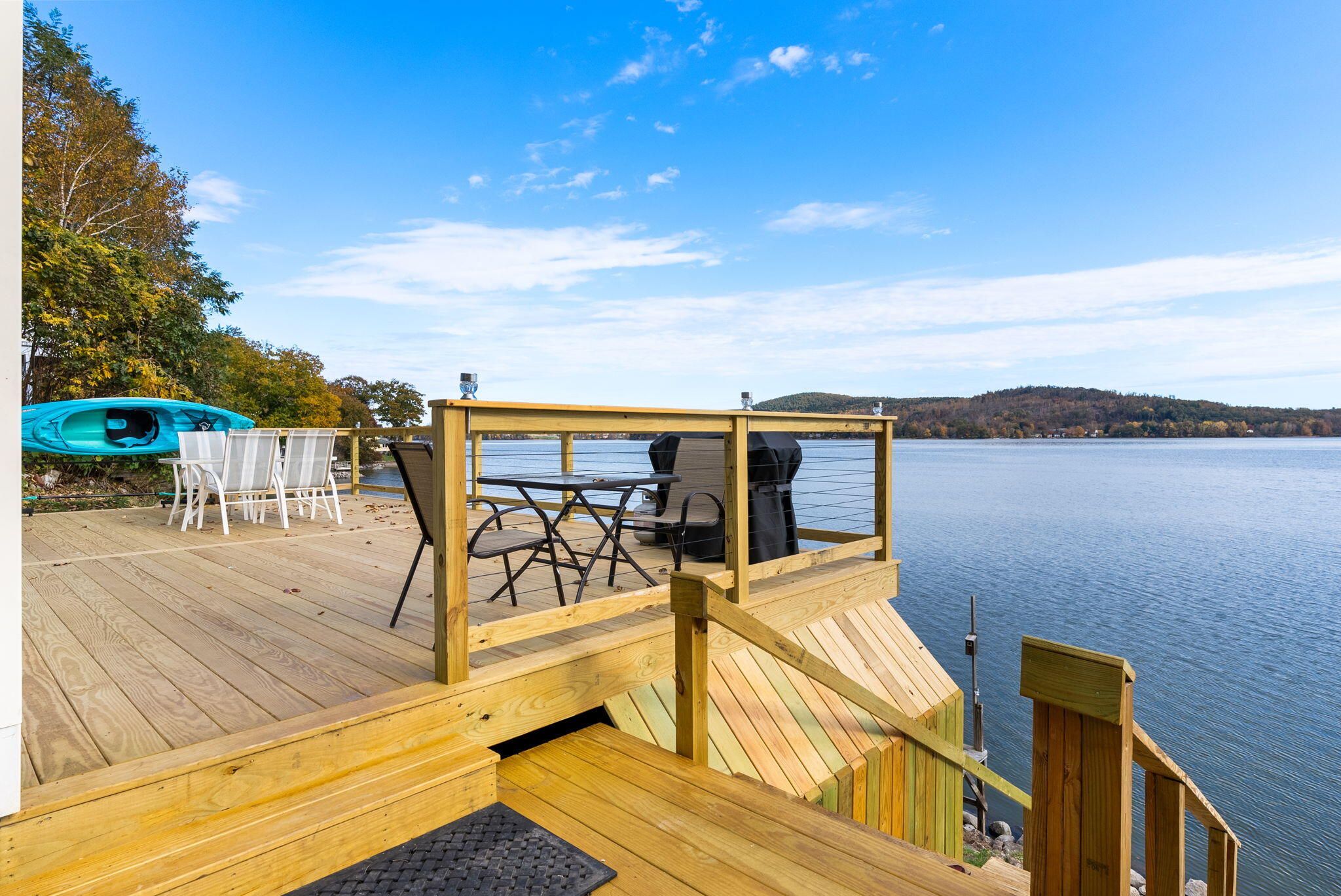 49 Shore Drive Sabattus, ME 04280 - Photo 5 of 39 5-web-or-mls-DSC07520