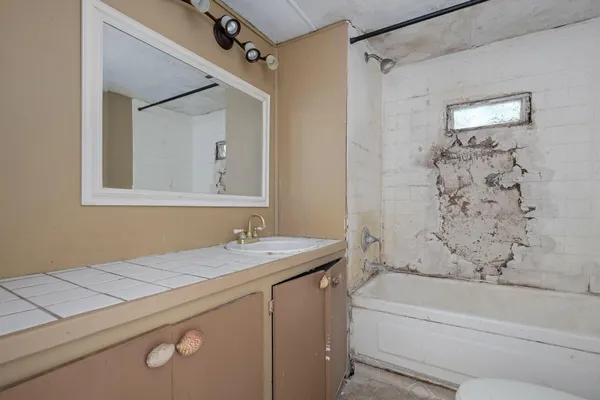 $449,900 | 7465 Hollister Avenue, Unit 337, Goleta, CA 93117