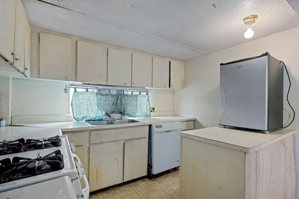 $449,900 | 7465 Hollister Avenue, Unit 337, Goleta, CA 93117