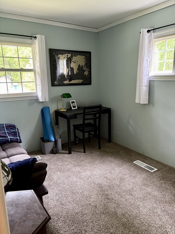 93 Crestmont Street Springfield, MA 01108 - Photo 16 of 22 Gallery Image 16