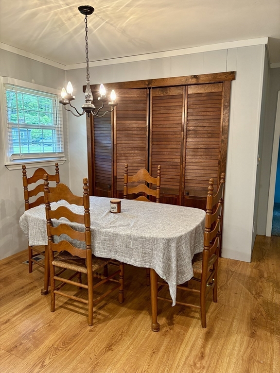 93 Crestmont Street Springfield, MA 01108 - Photo 4 of 22 Gallery Image 4