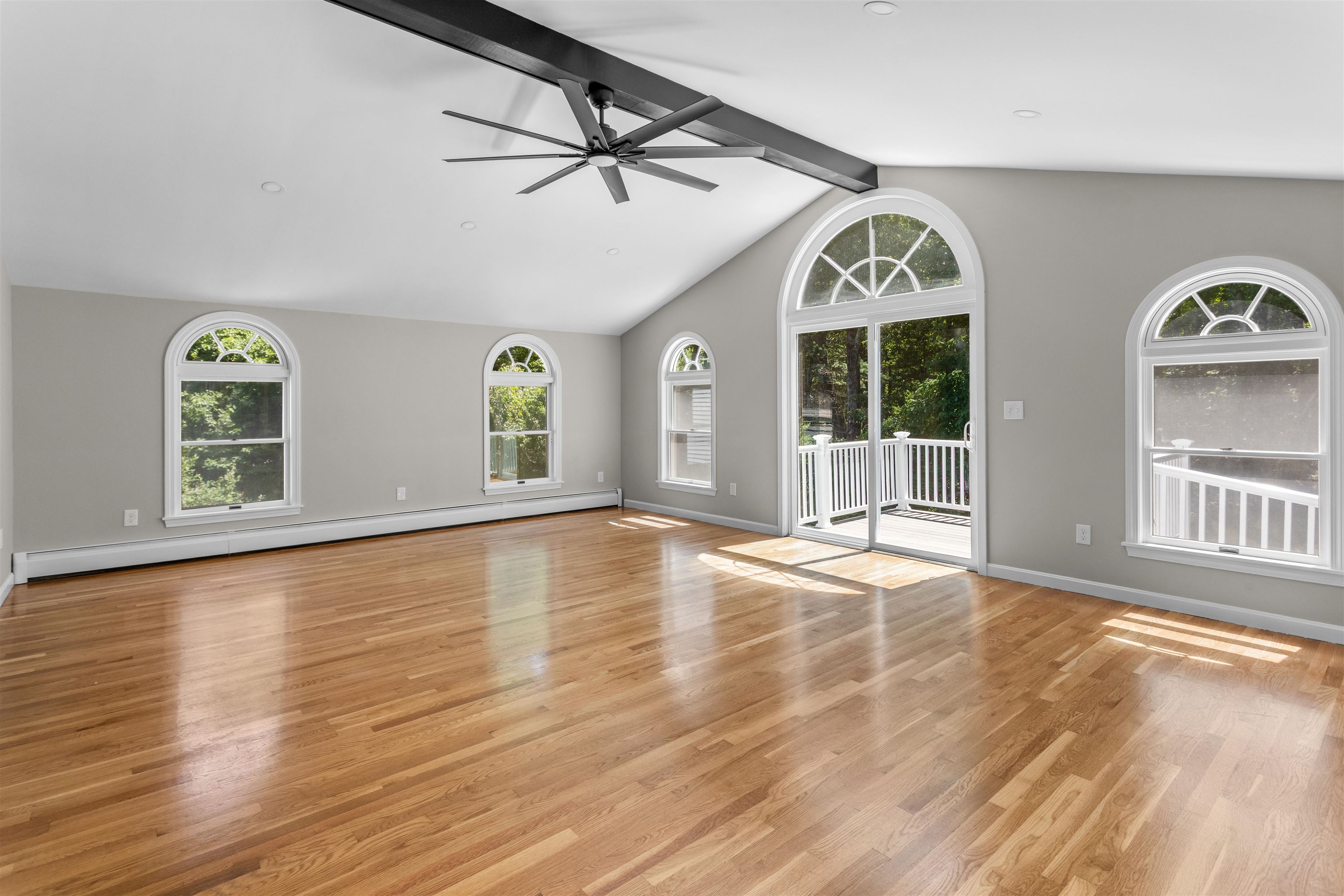 14 Derryfield Road Derry, NH 03038 - Photo 6 of 36 Gallery Image 6