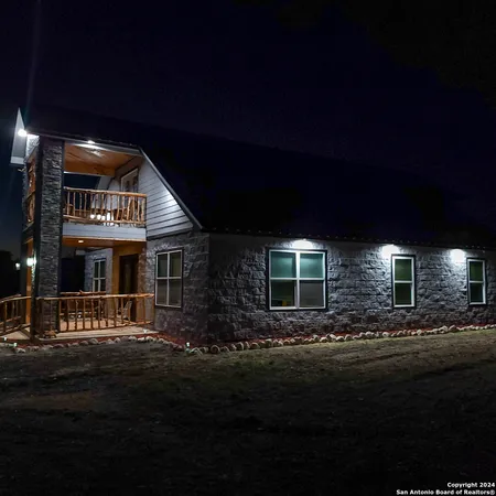 $340,000 | 136 Cardinal Drive, Camp Wood, TX 78833