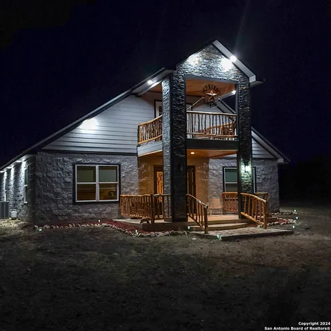 $340,000 | 136 Cardinal Drive, Camp Wood, TX 78833