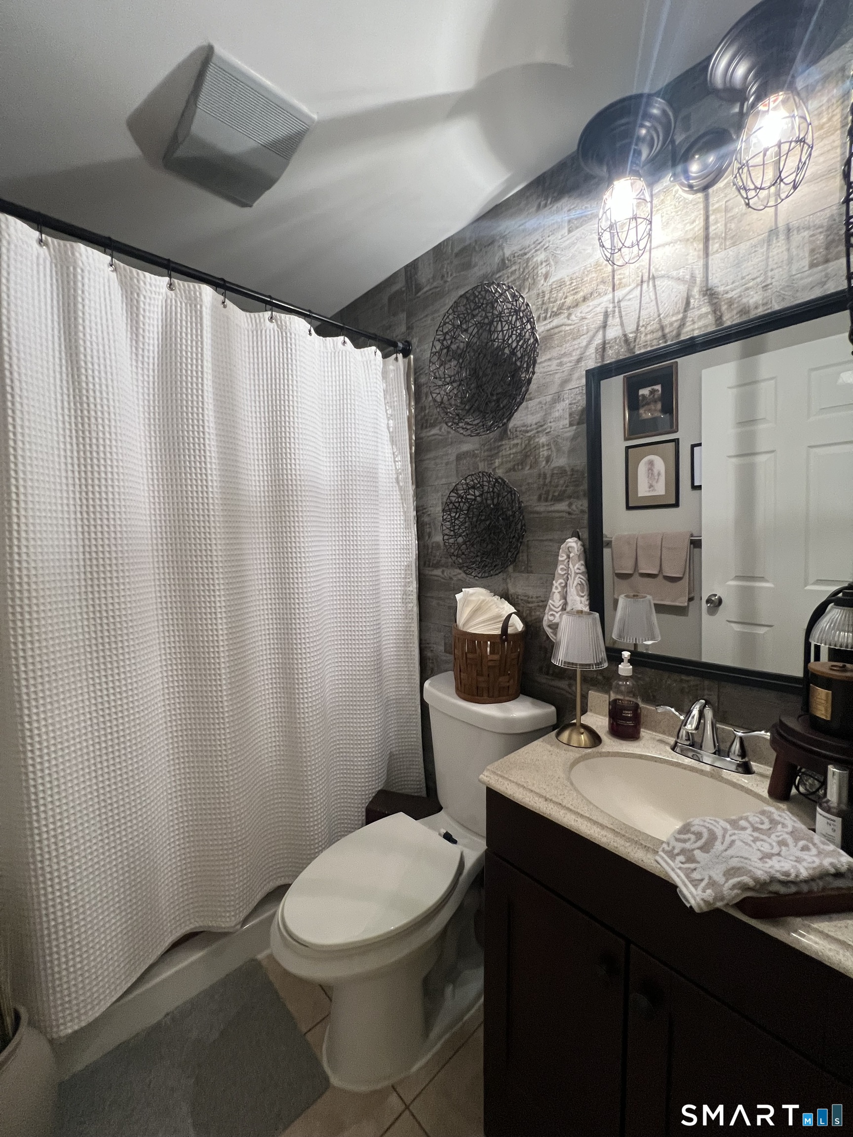 1 Dean Drive Wallingford, CT 06492 - Photo 13 of 17