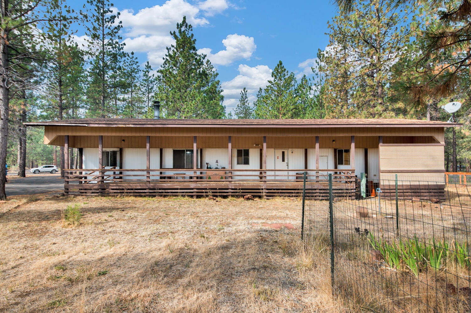 14779 Bluegrass Loop Sisters, OR 97759 - Photo 13 of 39 14479 Bluegrass Loop-19