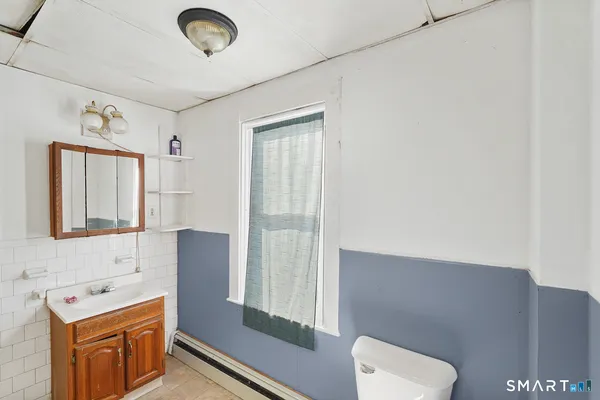 $275,000 | 187-189 Prospect Street, Plainfield, CT 06354