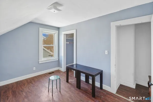 $275,000 | 187-189 Prospect Street, Plainfield, CT 06354