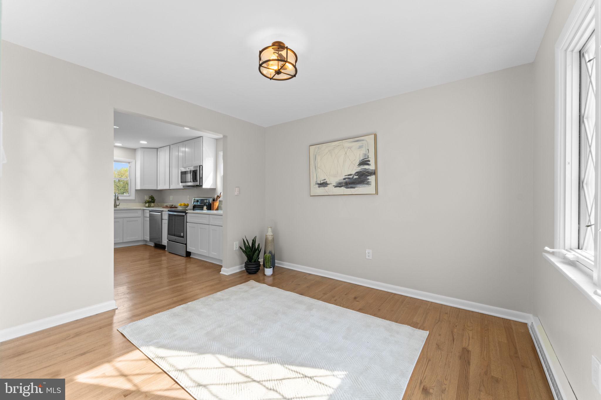 222 Chelsea Road Pasadena, MD 21122 - Photo 21 of 90 Wide door way at kitchen and dining room