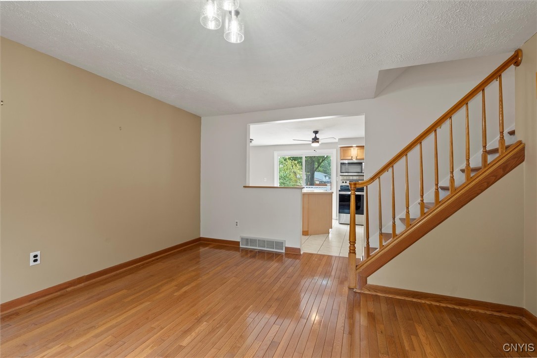 211 Windebank Lane Manlius, NY 13116 - Photo 19 of 42