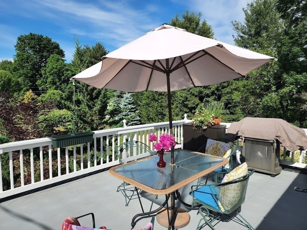 10 Bulkeley Road Littleton, MA 01460 - Photo 15 of 20