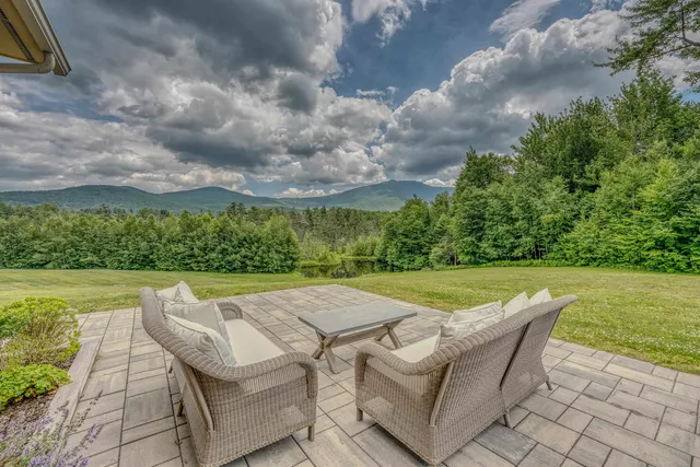 $2,290,000 | 185 Notchway Drive, Franconia, NH 03580