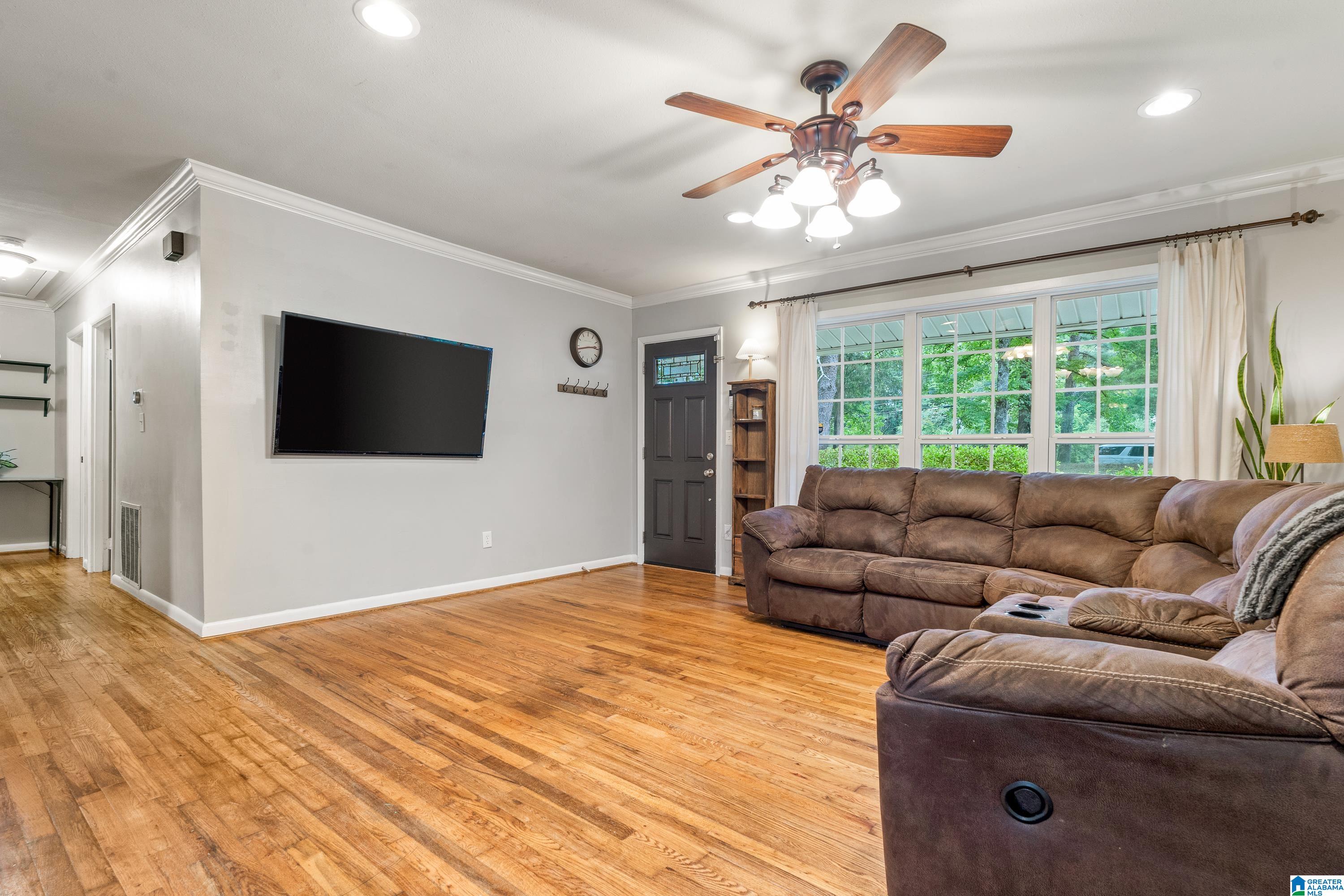 2320 Tyler Road Birmingham, AL 35226 - Photo 9 of 34