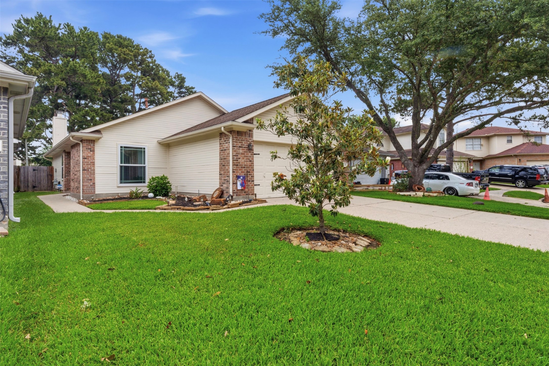 12218 Innisfall Circle Tomball, TX 77377 - Photo 2 of 27