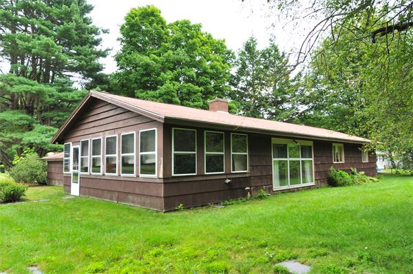 24 Doris Road Framingham, MA 01701 - Photo 2 of 7