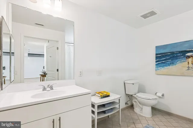 $425,000 | 1390 Kenyon Street Northwest, Unit 416, Washington, DC 20010