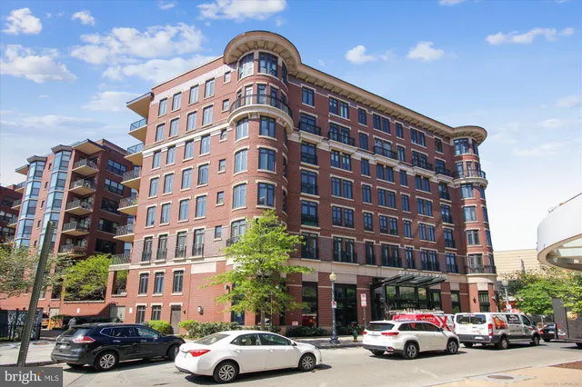 $425,000 | 1390 Kenyon Street Northwest, Unit 416, Washington, DC 20010