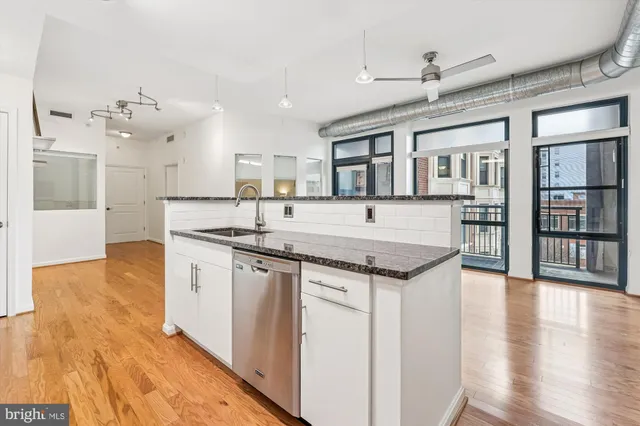 $425,000 | 1390 Kenyon Street Northwest, Unit 416, Washington, DC 20010