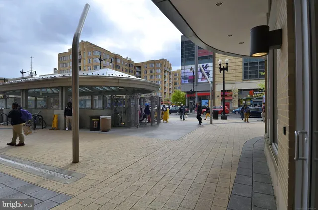 $425,000 | 1390 Kenyon Street Northwest, Unit 416, Washington, DC 20010