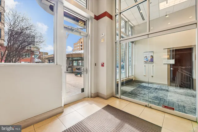 $425,000 | 1390 Kenyon Street Northwest, Unit 416, Washington, DC 20010