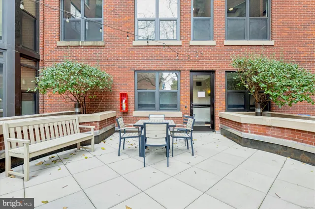 $425,000 | 1390 Kenyon Street Northwest, Unit 416, Washington, DC 20010