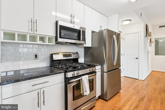 $425,000 | 1390 Kenyon Street Northwest, Unit 416, Washington, DC 20010