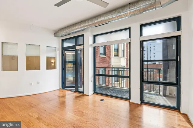 $425,000 | 1390 Kenyon Street Northwest, Unit 416, Washington, DC 20010