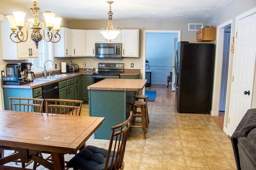 13 Deer Run Road Spencer, MA 01562 - Photo 8 of 32 Gallery Image 8