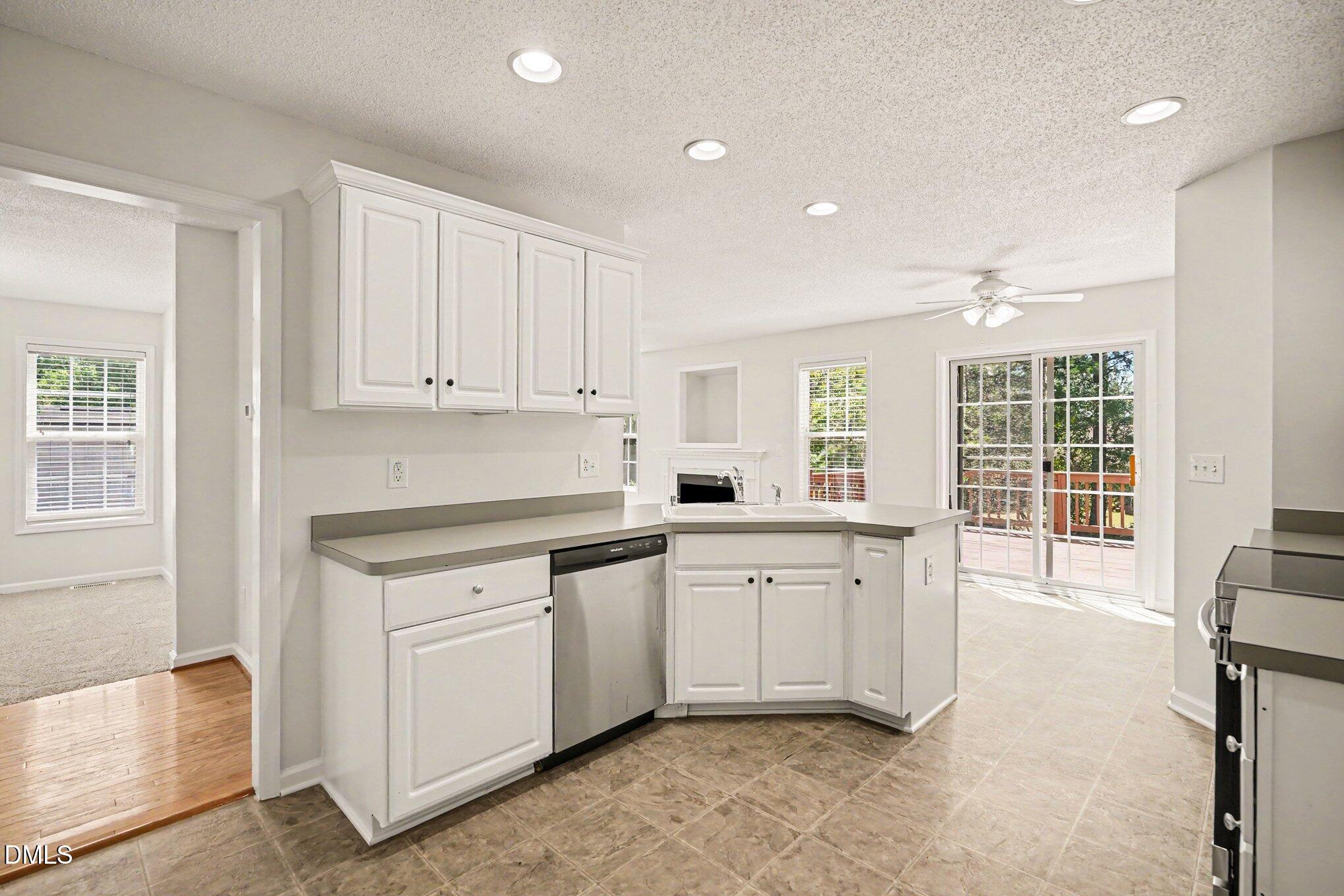 100 Ruth Ann Lane Broadway, NC 27505 - Photo 12 of 37