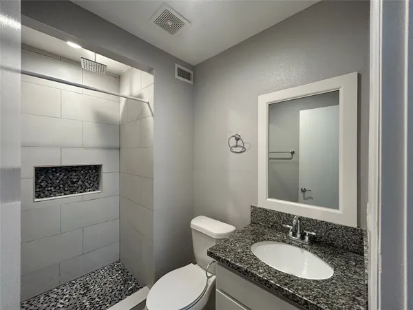 $1,435 | 2810 Beauchamp Street, Unit 19, Houston, TX 77009