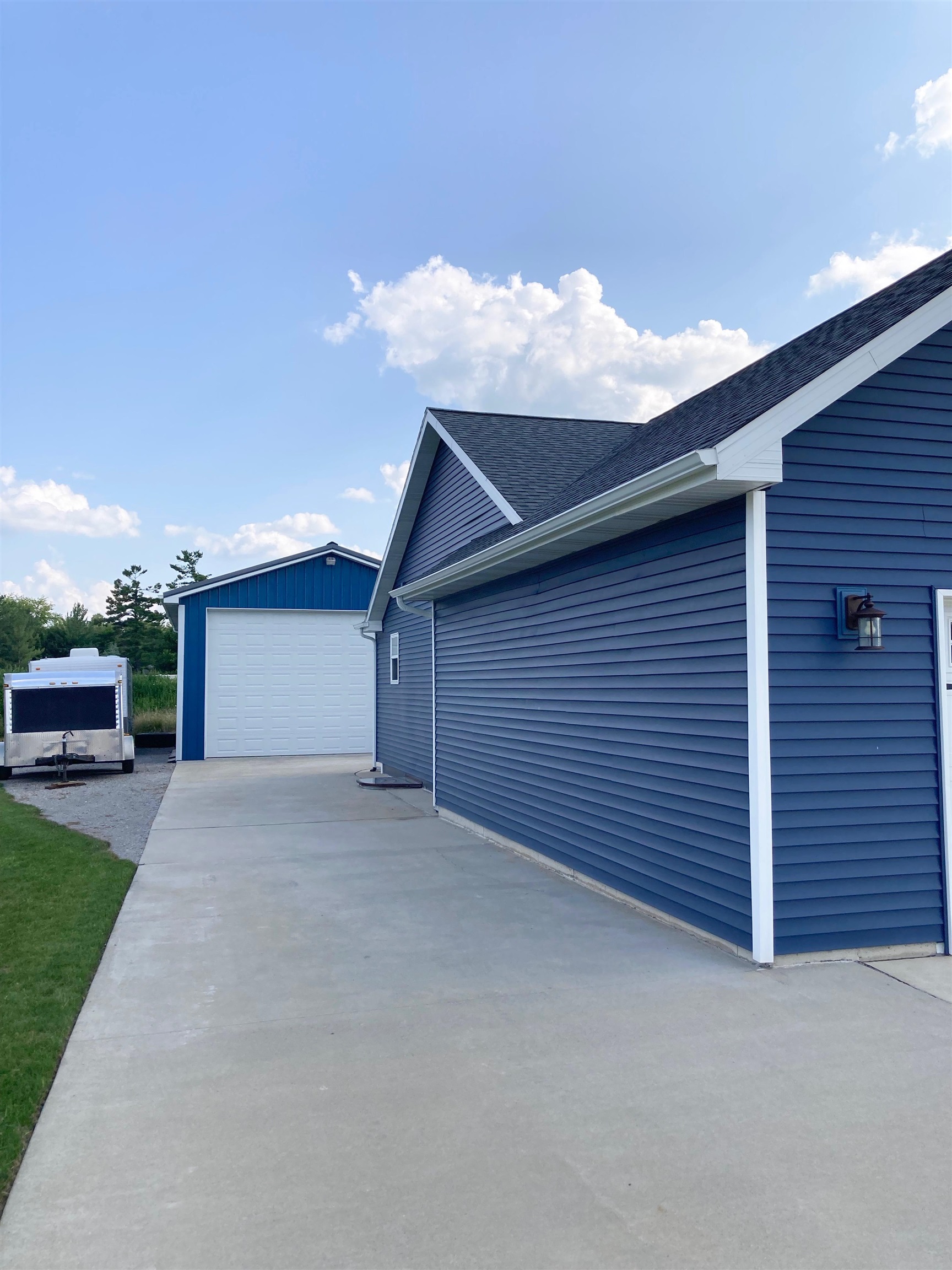 9989 Laduke Road Freeland, MI 48623 - Photo 11 of 74