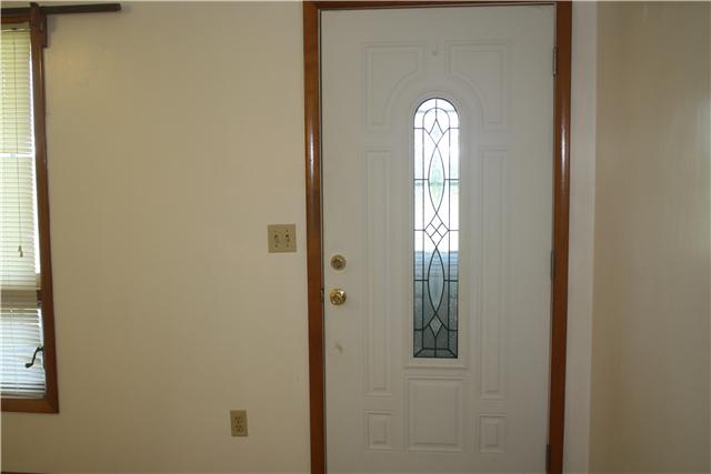 115 Sears Roebuck Road Tullahoma, TN 37388 - Photo 2 of 18 Beautiful front door. Owner has taken such good care of this property. Both doors have been replaced as well as the windows.
