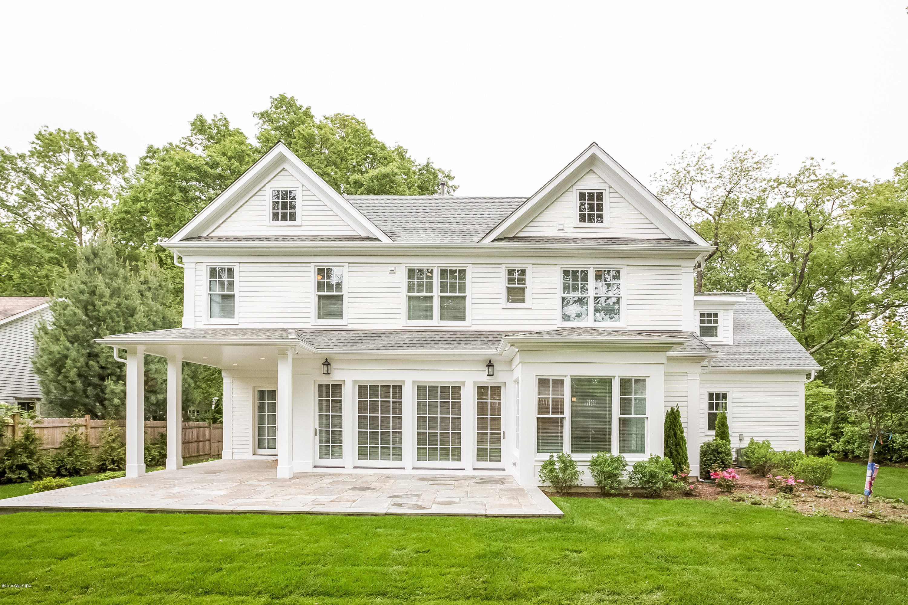 14 Palmer Terrace Riverside, CT 06878 - Photo 33 of 33 front view of a house with a yard