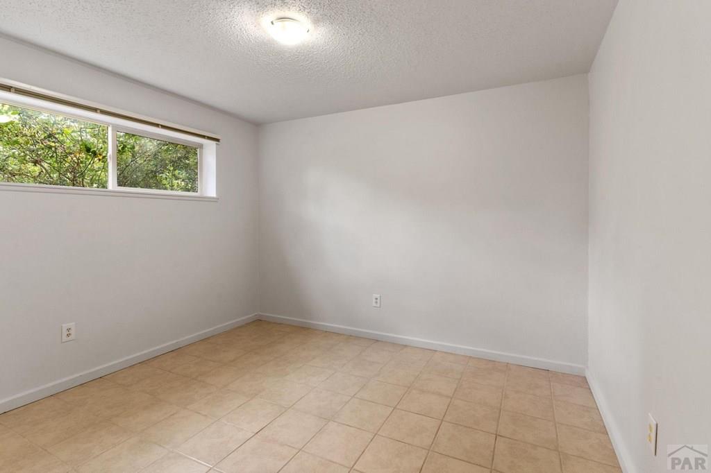 32 Calhoun Road Pueblo, CO 81001 - Photo 20 of 25