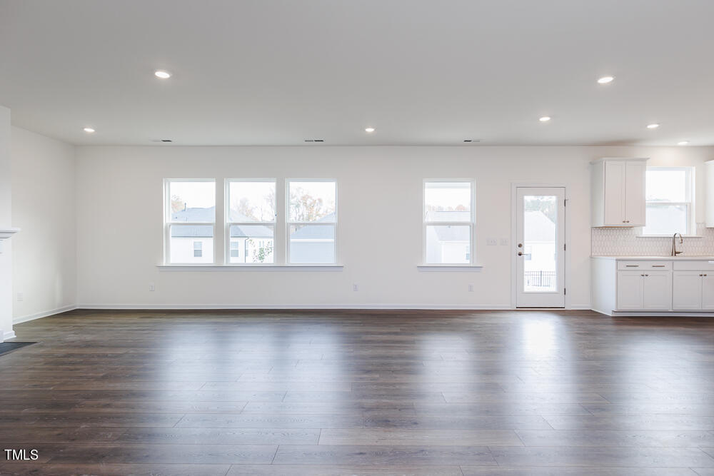 641 Sun Mdw Drive Wake Forest, NC 27587 - Photo 10 of 53 Interiors MLS-30