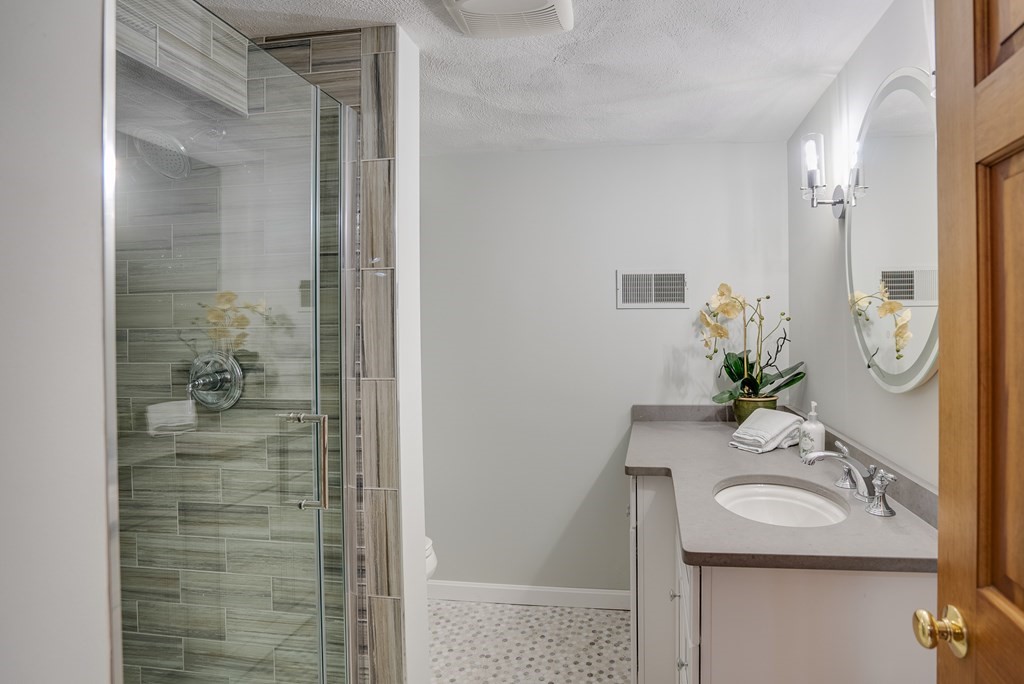 106 Wildwood Road Andover, MA 01810 - Photo 34 of 42