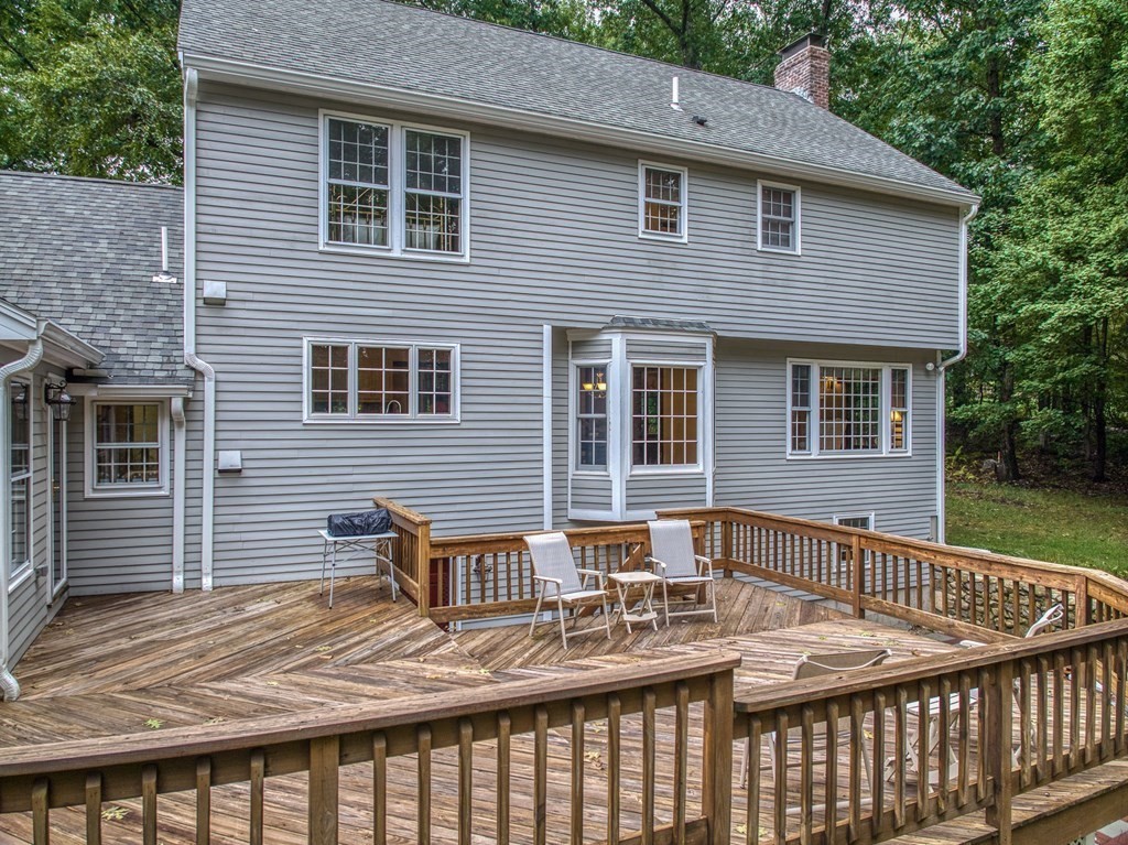 106 Wildwood Road Andover, MA 01810 - Photo 7 of 42