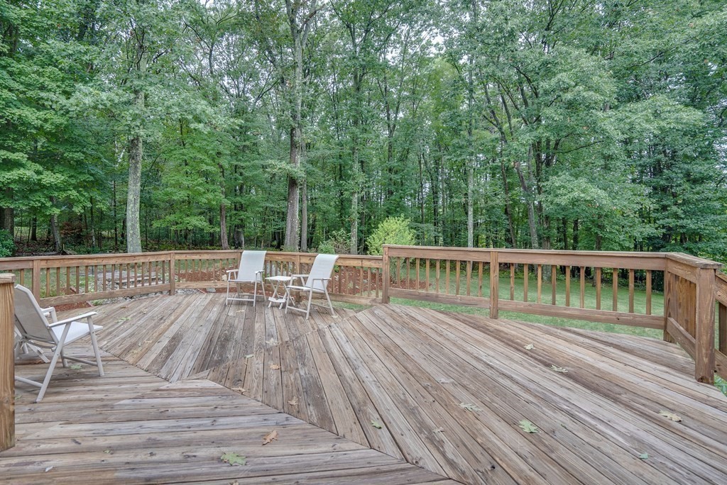 106 Wildwood Road Andover, MA 01810 - Photo 8 of 42