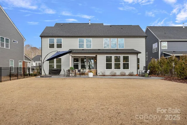 $715,000 | 2253 Masons Bend Drive, Fort Mill, SC 29708