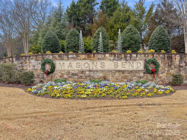 $715,000 | 2253 Masons Bend Drive, Fort Mill, SC 29708