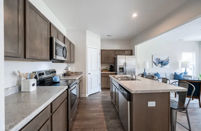 $250,000 | 10803 Penwell Way, Indianapolis, IN 46235