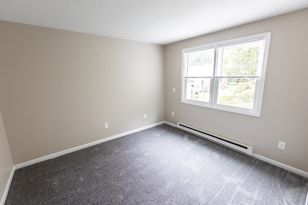 138 Denver Street Springfield, MA 01109 - Photo 11 of 23 Gallery Image 11