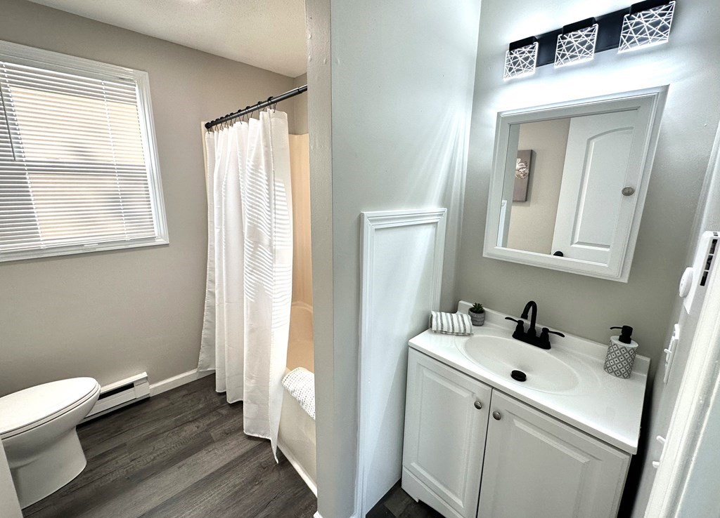 138 Denver Street Springfield, MA 01109 - Photo 12 of 23 Gallery Image 12